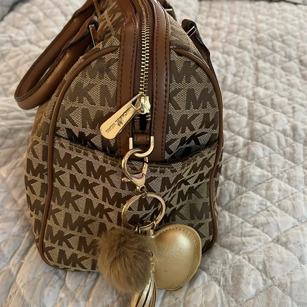 Michael Kors Tan and Brown Signature Tote Satchel - Picture 4 of 12